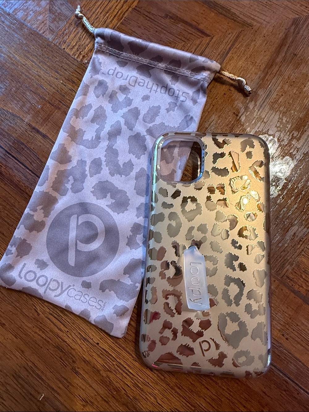 Loopy Case Metallic Gold Leopard Print iPhone 11 Case with Loopy Strap